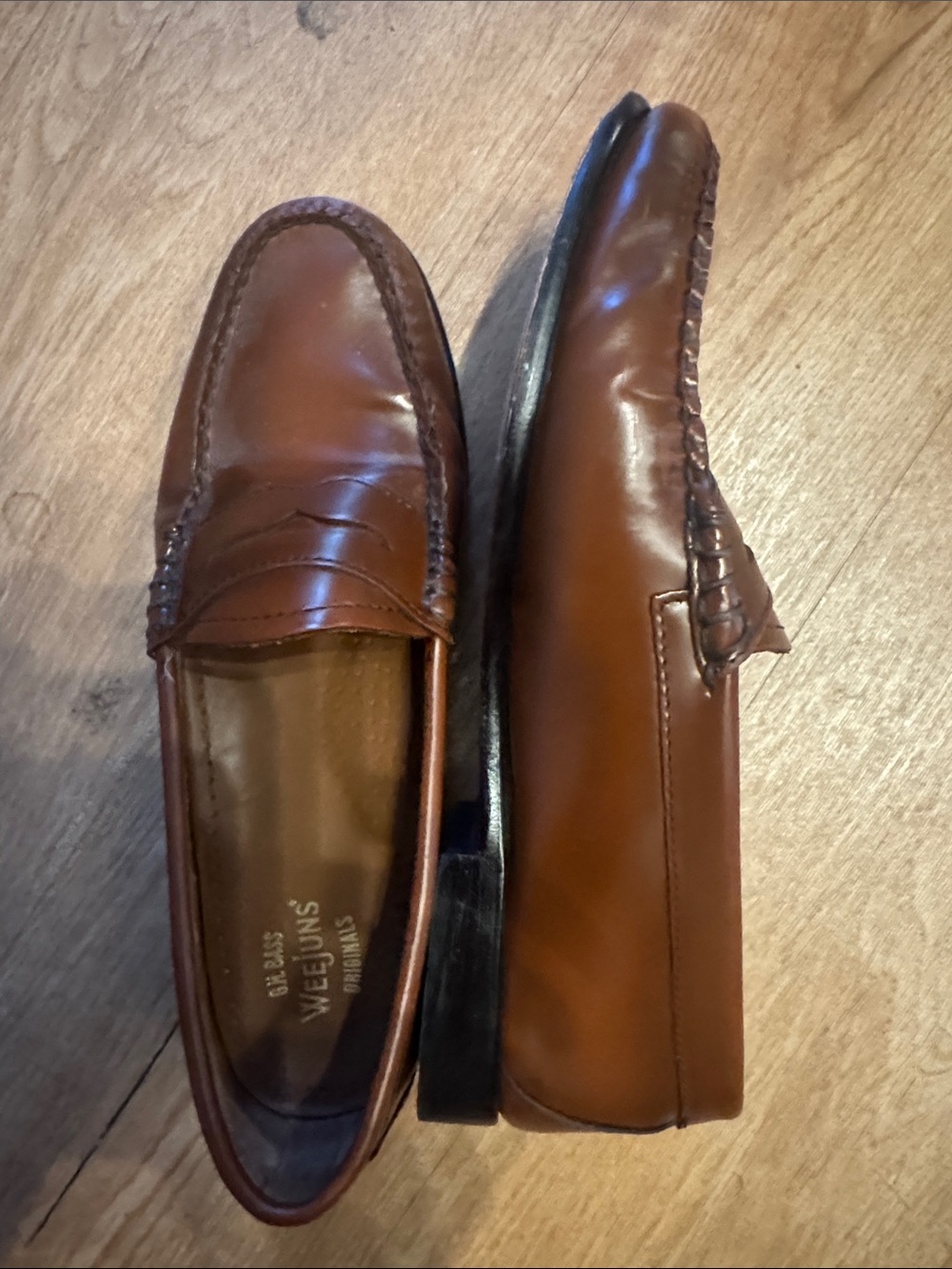 GH bass weejuns Whitney Classic Brown Leather womens Loafers size 8